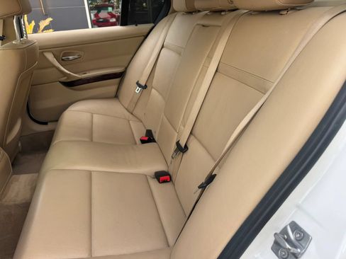 Used 2011 BMW 328i Sedan RWD image 31