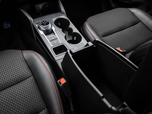 Used 2024 Ford Escape ST-Line Elite image 19