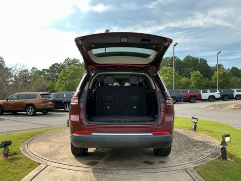 Used 2021 Jeep Grand Cherokee L Limited RWD image 23