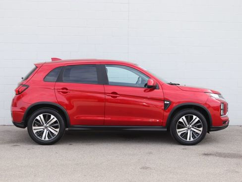 Used 2020 Mitsubishi Outlander Sport ES image 2