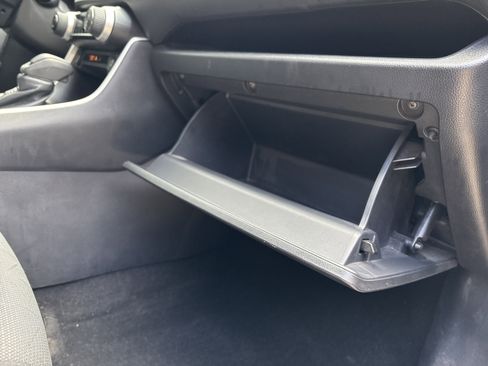 Used 2021 Toyota RAV4 XLE FWD image 26