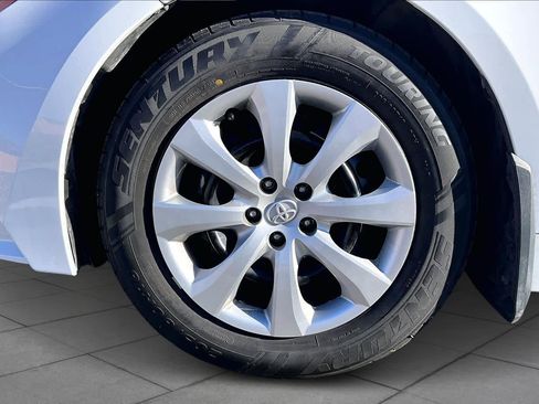 Certified 2024 Toyota Corolla LE image 11