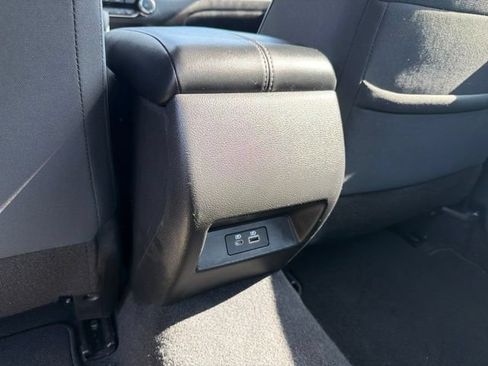 Used 2025 Nissan Altima 2.5 SV FWD image 23