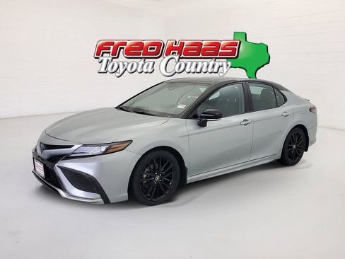 Used 2023 Toyota Camry XSE w/ Cold Weather Package FWD image 1