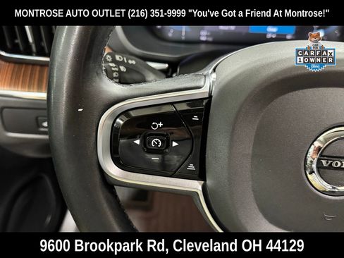 Used 2023 Volvo XC60 B5 Plus image 18