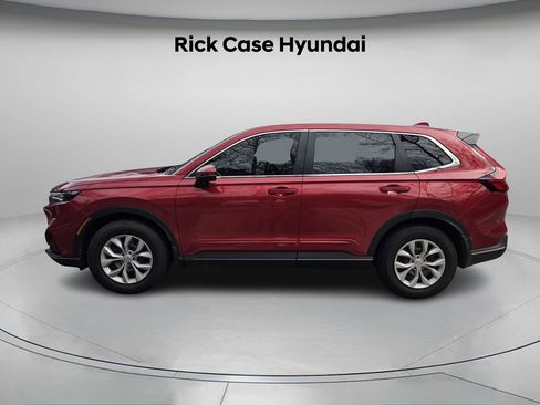 Used 2023 Honda CR-V LX image 3