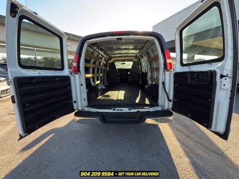 Used 2019 Chevrolet Express 2500 w/ Driver Convenience Package RWD image 19