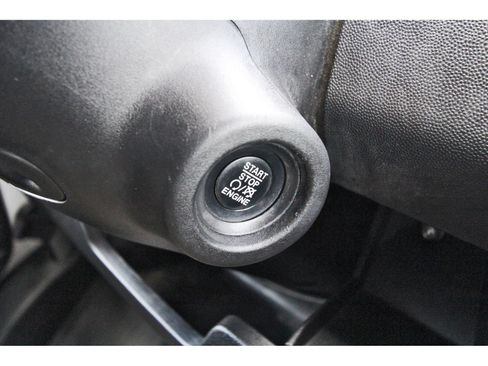 Used 2025 RAM ProMaster 2500 w/ Convenience Group FWD image 20
