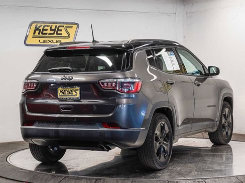 Used 2020 Jeep Compass Latitude image 4