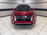 New 2025 Mitsubishi Outlander SE image 2