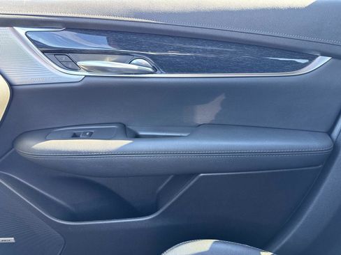 Certified 2025 Cadillac XT5 Premium Luxury image 23