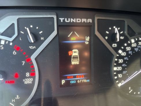 Used 2022 Toyota Tundra SR5 w/ Convenience Package RWD image 23
