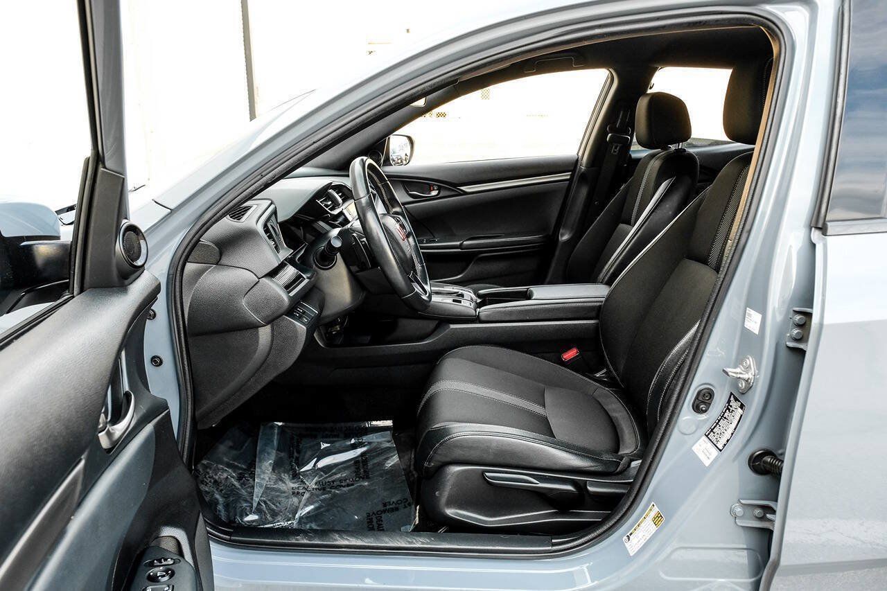 Used 2020 Honda Civic Sport image 4
