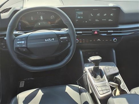 New 2026 Kia Sportage EX w/ EX Panorama Roof Package image 5