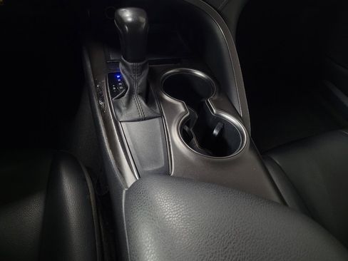 Used 2021 Toyota Camry SE FWD image 26