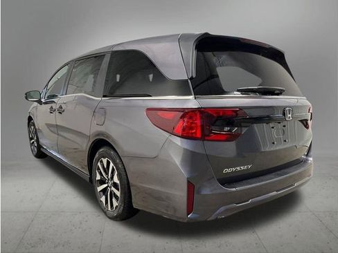 New 2026 Honda Odyssey EX-L image 3