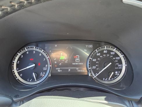 Used 2021 Toyota Highlander XLE image 20