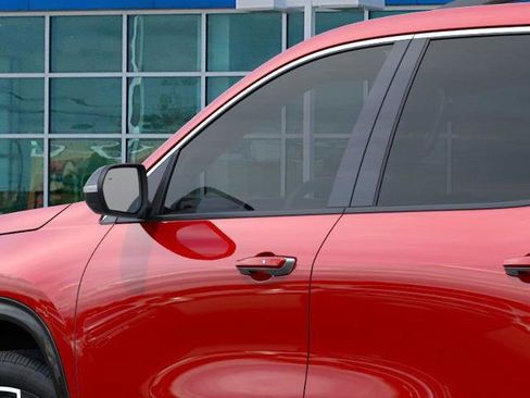 New 2026 Chevrolet Traverse High Country FWD image 12