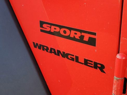 Used 2016 Jeep Wrangler Sport w/ Quick Order Package 24S image 6