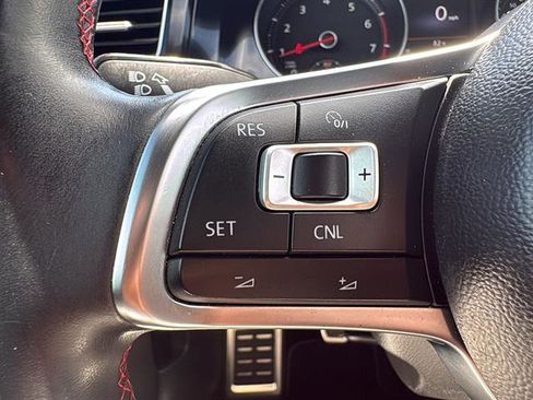 Used 2015 Volkswagen GTI S image 17