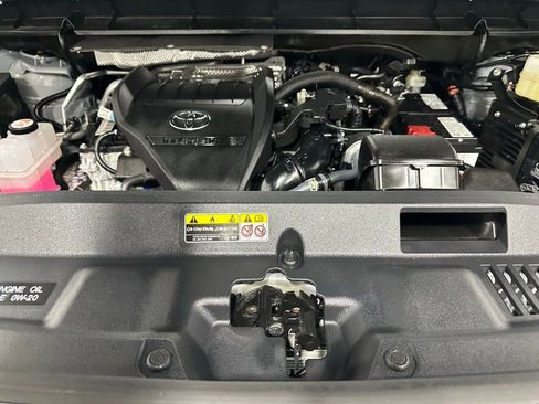 Used 2025 Toyota Highlander XSE image 70