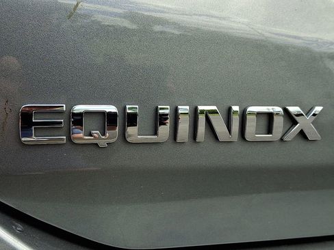 Used 2023 Chevrolet Equinox LS AWD/4WD image 30