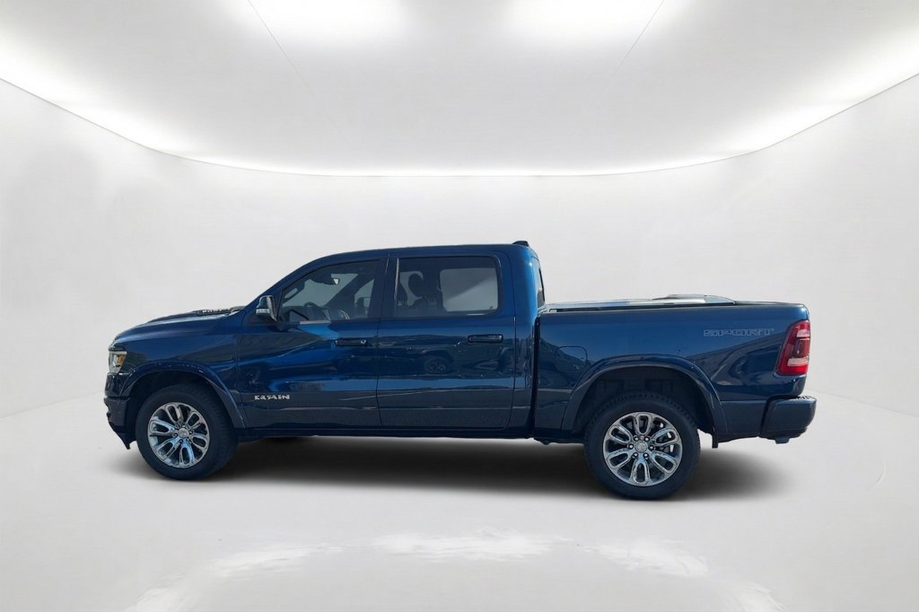Used 2022 RAM 1500 Laramie w/ Sport Appearance Package AWD/4WD image 9