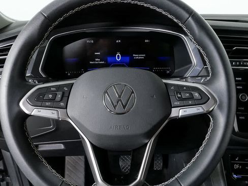 Certified 2023 Volkswagen Tiguan SE FWD image 12