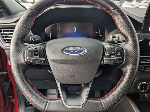 Used 2025 Ford Escape ST-Line image 17
