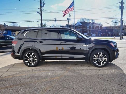 New 2026 Volkswagen Atlas SEL Premium R-Line AWD/4WD image 6