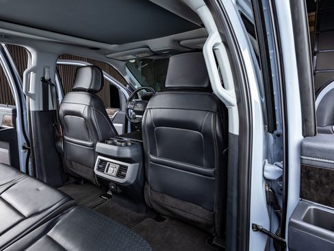 Used 2025 Ford F250 Lariat w/ Lariat Ultimate Package image 31