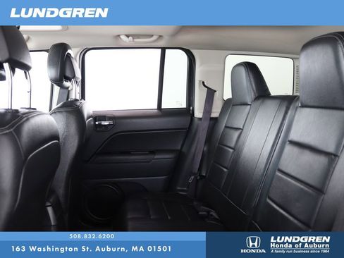 Used 2016 Jeep Patriot High Altitude image 14