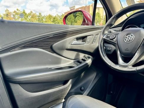 Used 2017 Buick Envision Essence image 22