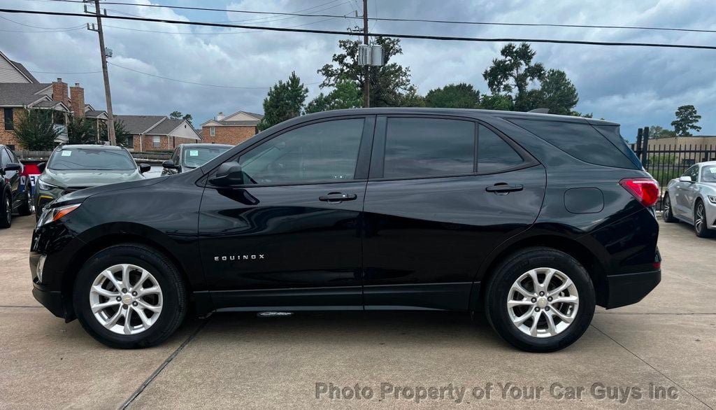 Used 2020 Chevrolet Equinox LS w/ LS Convenience Package FWD image 11