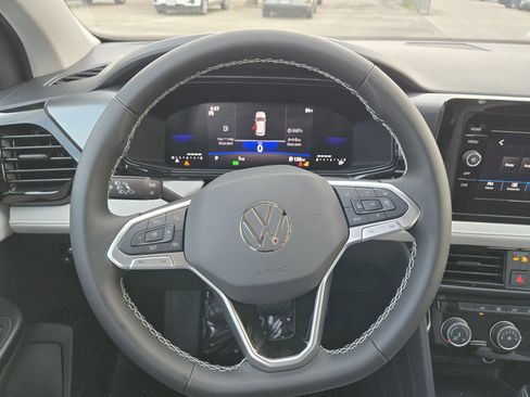 New 2026 Volkswagen Taos S image 10