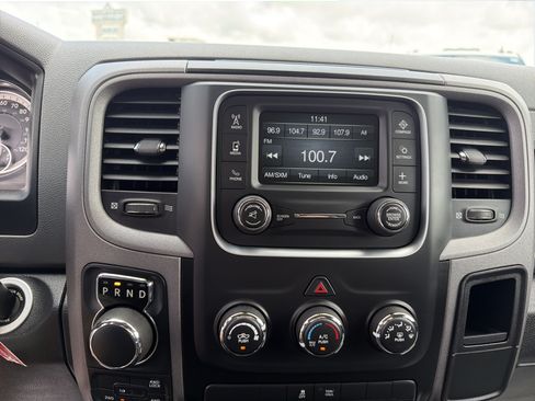 Used 2017 RAM 1500 Express w/ Express Value Package AWD/4WD image 25