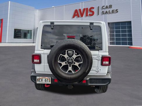 Used 2022 Jeep Wrangler Unlimited Rubicon w/ Cold Weather Group AWD/4WD image 5