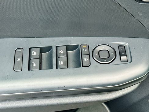 New 2026 Kia K4 LXS FWD image 17