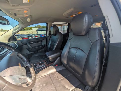 Used 2014 Chevrolet Traverse LT AWD/4WD image 26