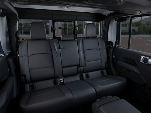 New 2025 Jeep Gladiator Rubicon image 15