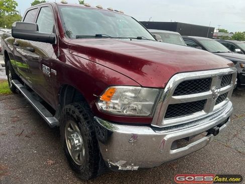 Used 2017 RAM 2500 Tradesman w/ Chrome Appearance Group AWD/4WD image 2