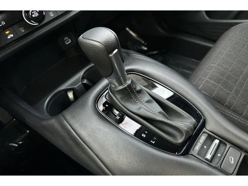 Used 2025 Honda HR-V LX image 34