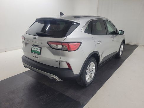 Used 2020 Ford Escape SE AWD/4WD image 9