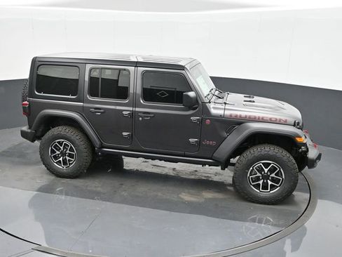 Used 2024 Jeep Wrangler Unlimited Rubicon w/ Technology Group image 30