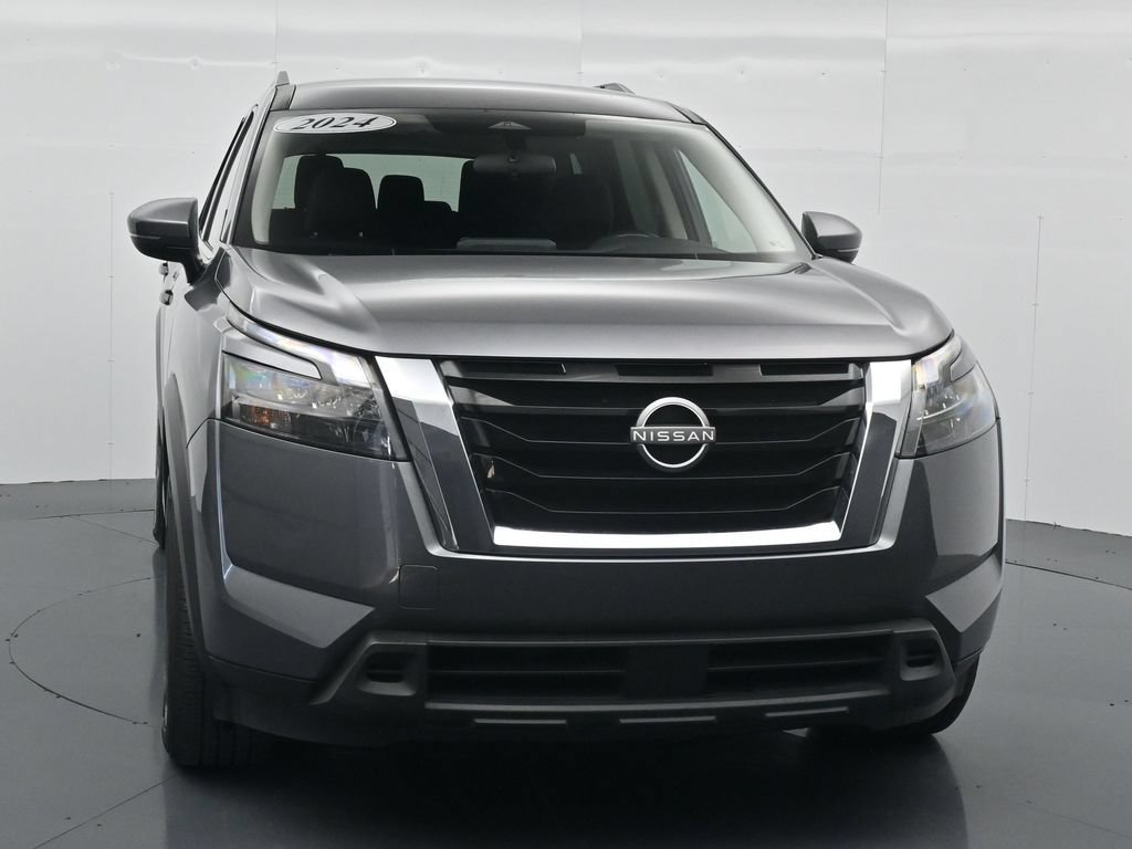 Used 2024 Nissan Pathfinder SV FWD image 10