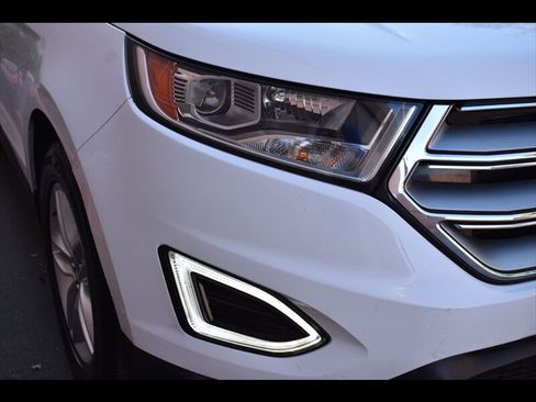 Used 2016 Ford Edge SEL image 43