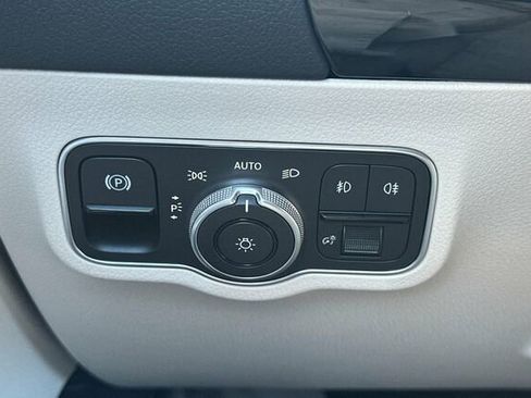 Certified 2026 Mercedes-Benz GLA 250 image 35