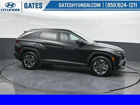 New 2026 Hyundai Tucson SEL image 1