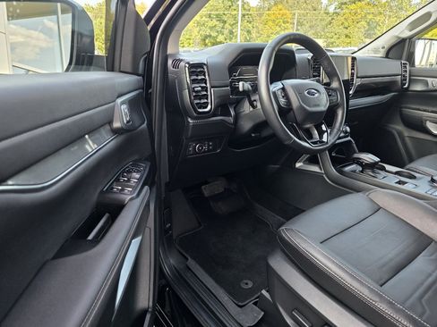 Used 2024 Ford Ranger Lariat w/ FX4 Off-Road Package image 9