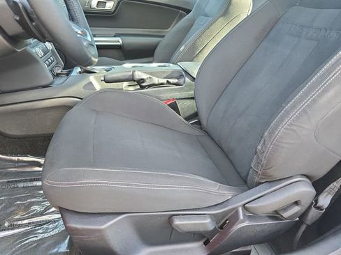 Used 2019 Ford Mustang Coupe image 29